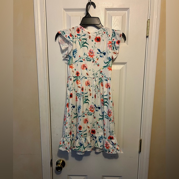 Girls👧🏼White Floral💐Summer☀️Casual Swing Dress👗Pockets Sz 8T - Picture 5 of 6